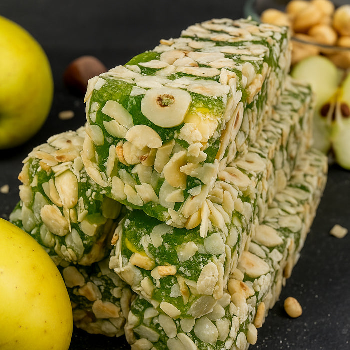 Ābolu lukums ar lazdu riekstiem