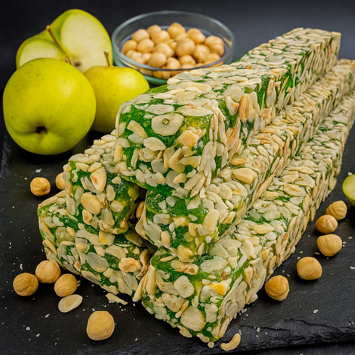 Ābolu lukums ar lazdu riekstiem