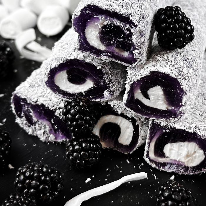 Kazeņu-pastilu lukums ar kokosriekstu skaidiņām